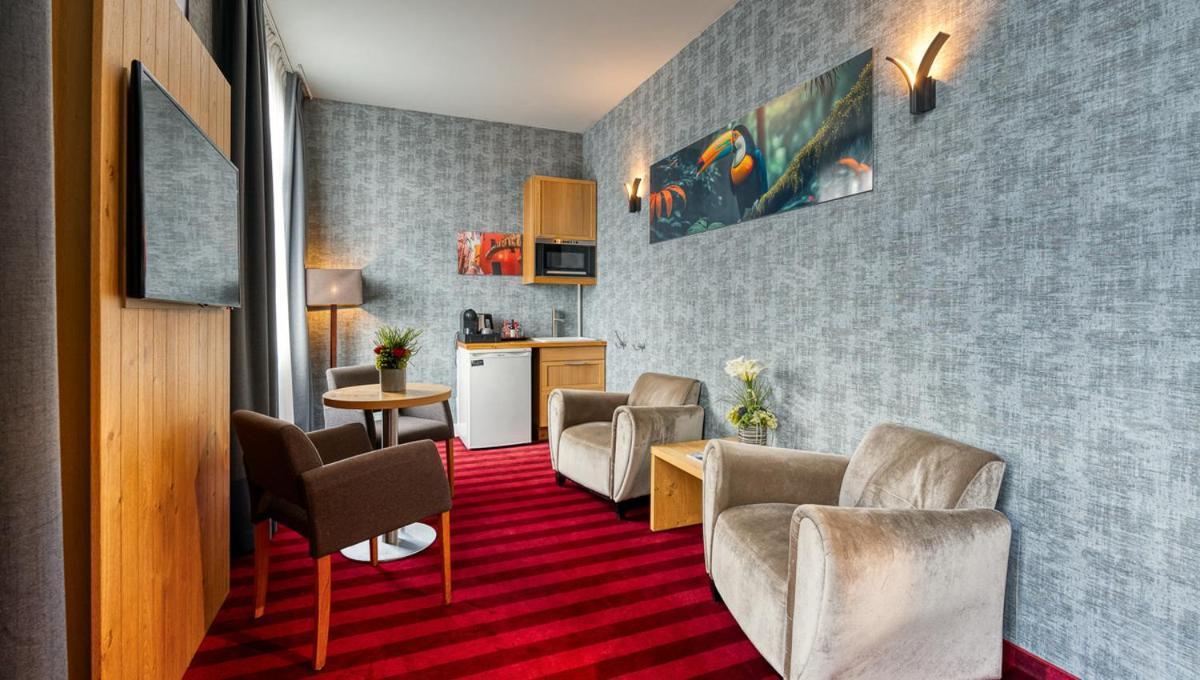 Hotel Verviers Van Der Valk Exterior photo